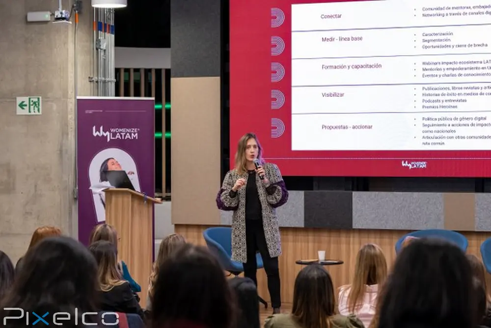 womenize pixelco 05