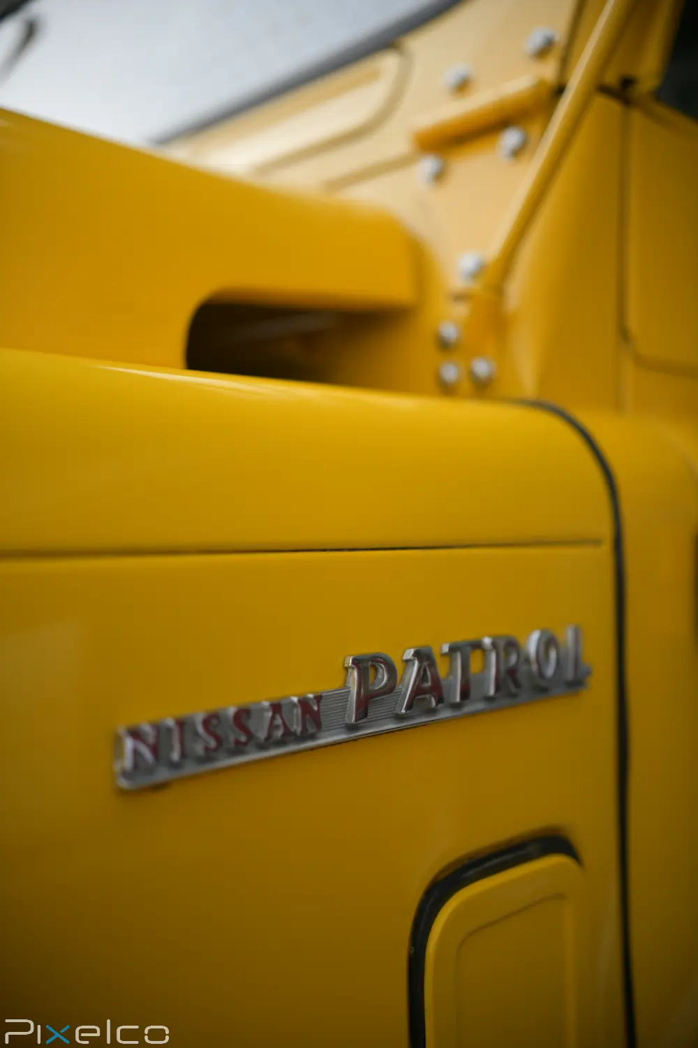 nissan pixelco 03