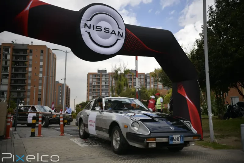 nissan pixelco 07